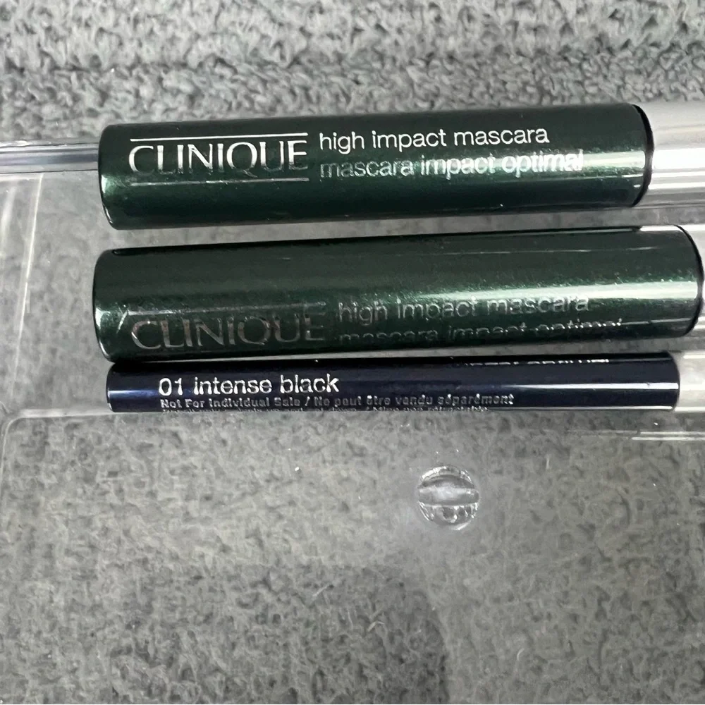 Lot - 2 Clinique‎ High impact Mascara Black/ 1 Clinique intense black eyeliner